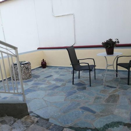 Sunny Cozy House With Grand Courtyard Apartment Leonidio Exterior photo