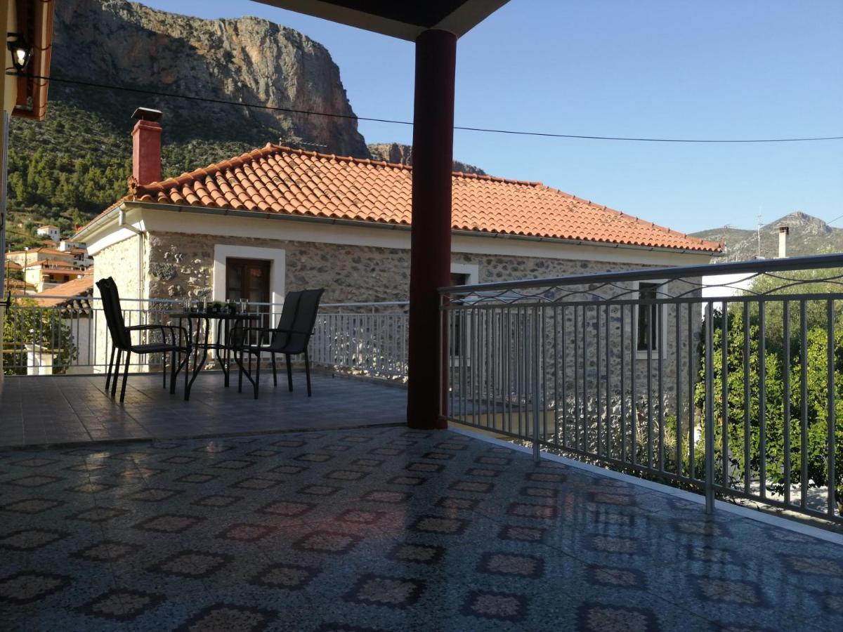 Sunny Cozy House With Grand Courtyard Apartment Leonidio Exterior photo